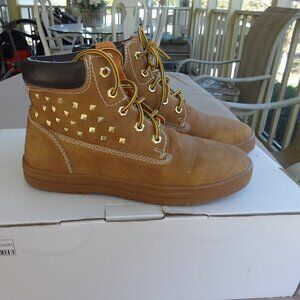 Pastry Love women's size 8 combat boot lace up light brown faux suede gold studs